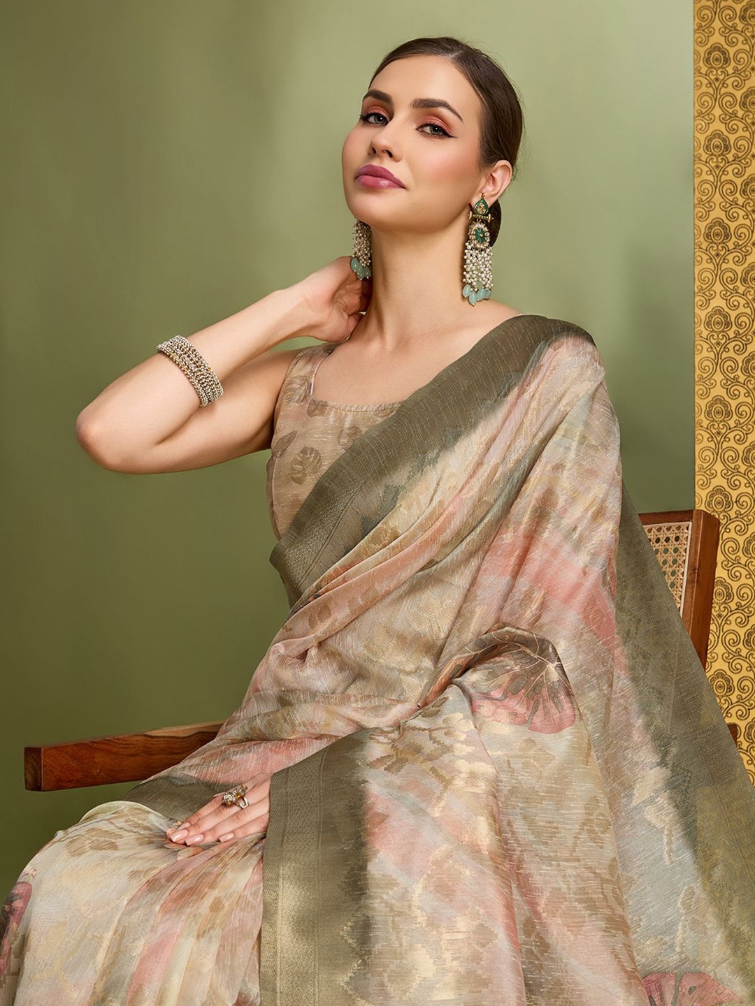 

Mantrotsav Ethnic Motifs Zari Art Silk Saree, Beige