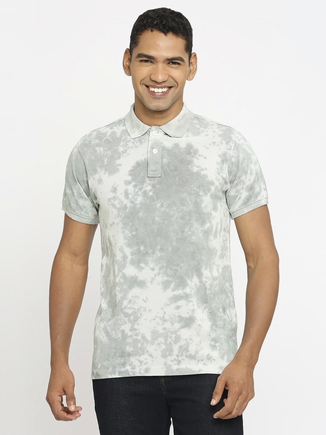 

Basics Men Tie and Dye Dyed Polo Collar Boxy T-shirt, Grey