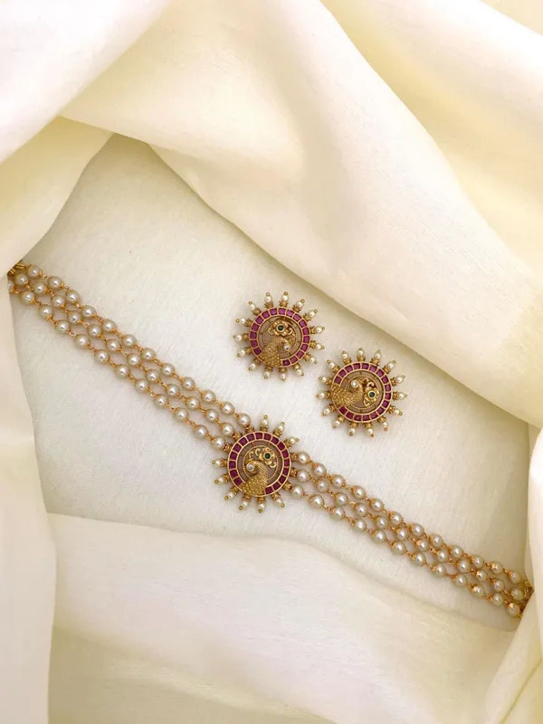 

Rangrozo Jewellery Gold Plated Cubic Zirconia Studded Traditional Jewellery Set