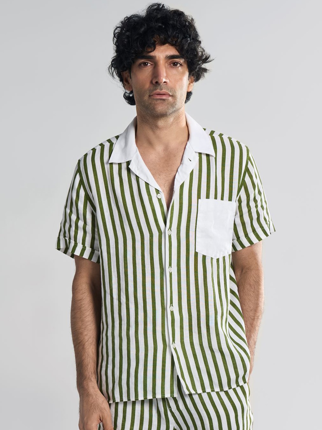 

Terra Luna Men Opaque Striped Casual Shirt, Multi
