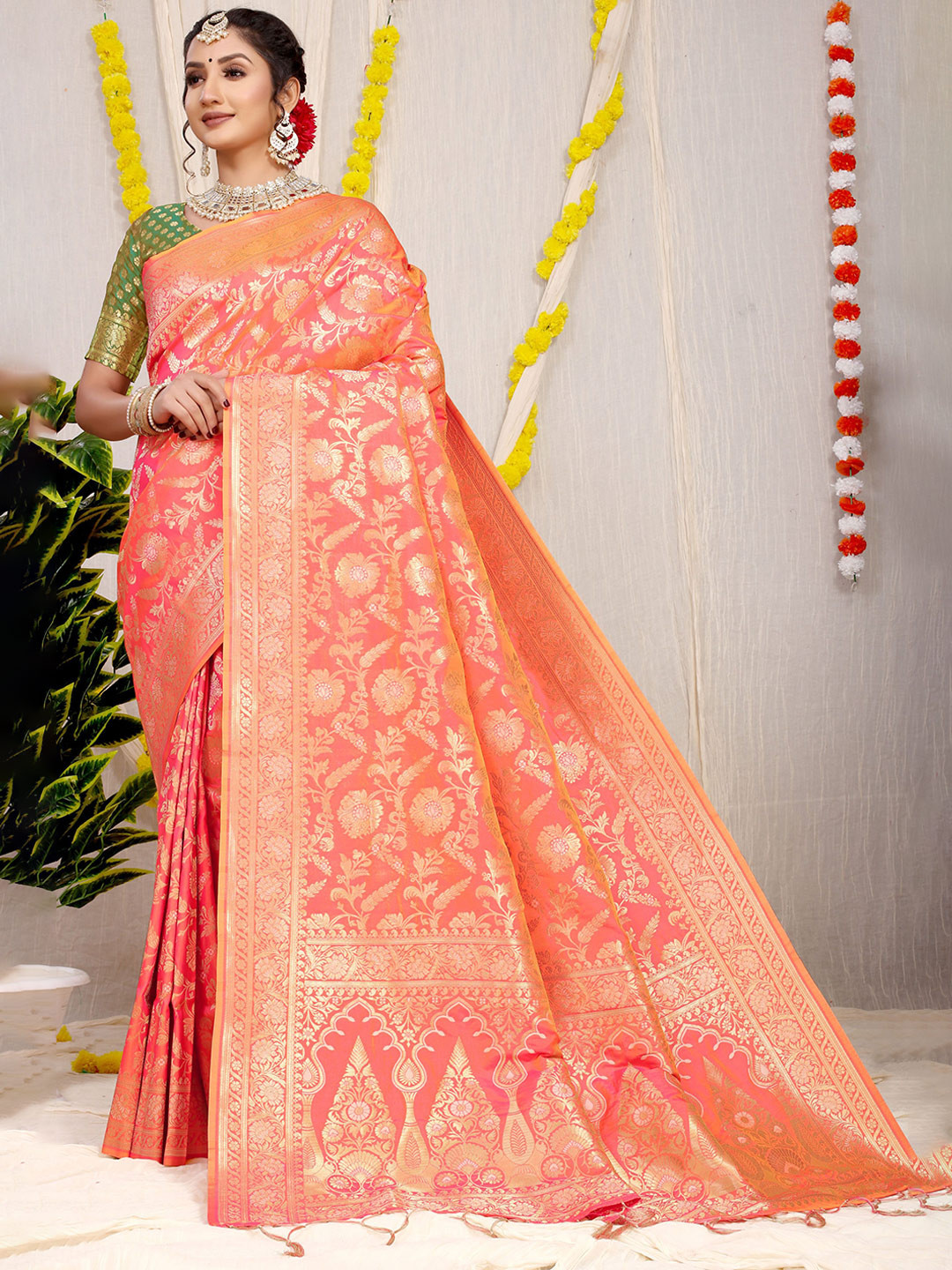 

Kandora Ethnic Motifs Zari Pure Silk Paithani Saree, Peach