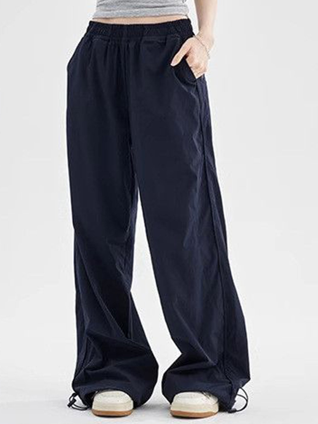 

DressBerry Women Relaxed Fit Parachute Trousers, Navy blue
