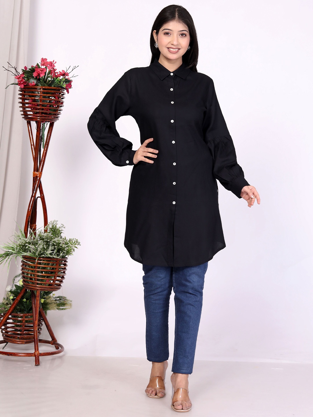 

SAKURA Women Relaxed Opaque Casual Shirt, Black