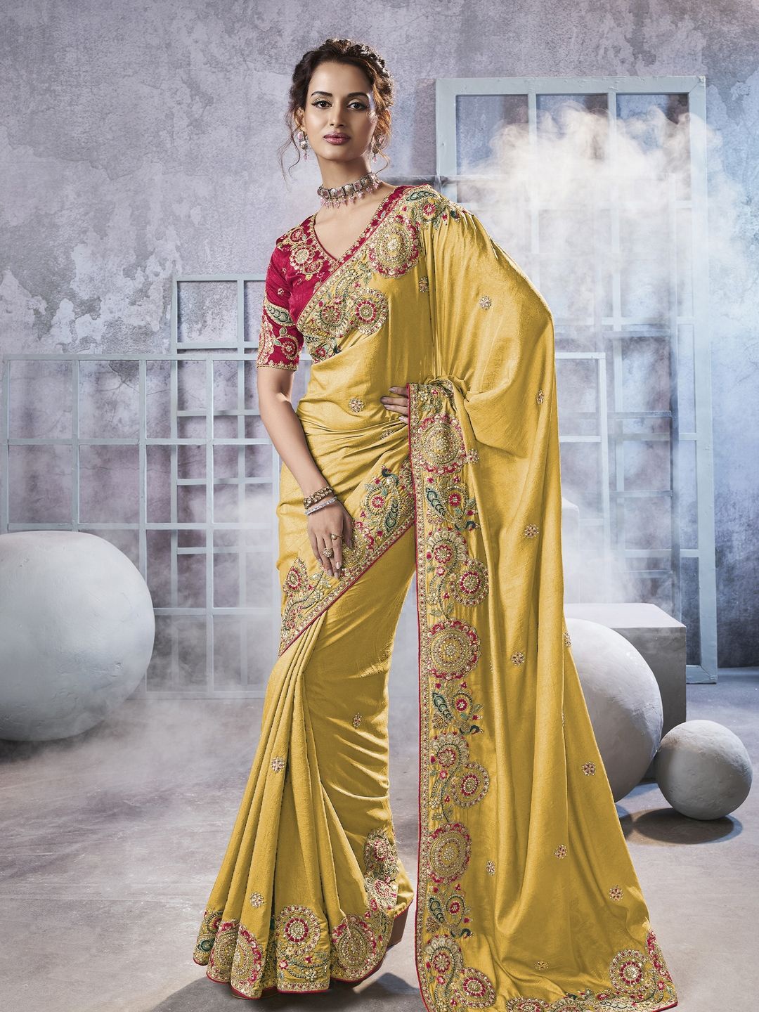 

Suha Floral Sequinned Pure Georgette Saree, Yellow