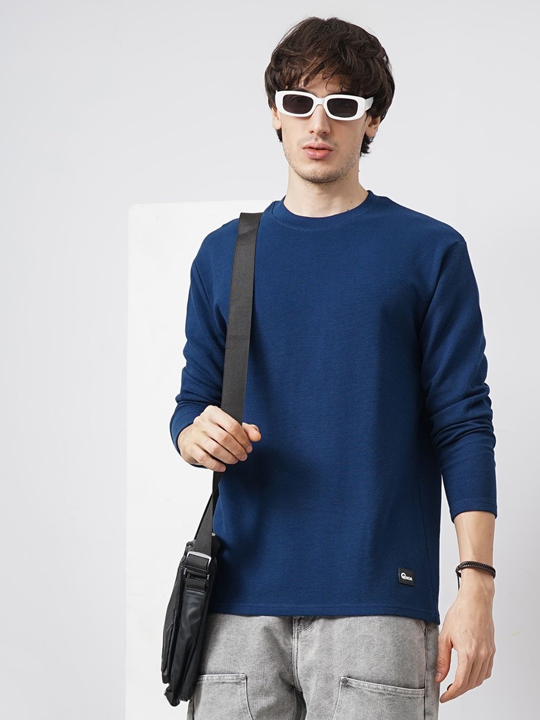 

Genoa Men Solid Round Neck Cotton T-shirt, Teal