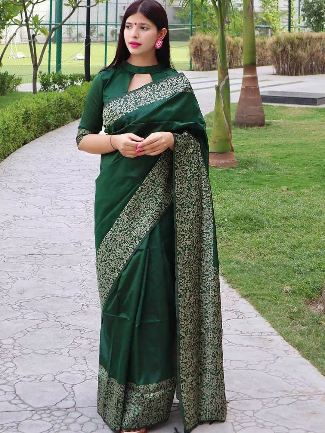 

JULEE Pure Silk Banarasi Saree, Green