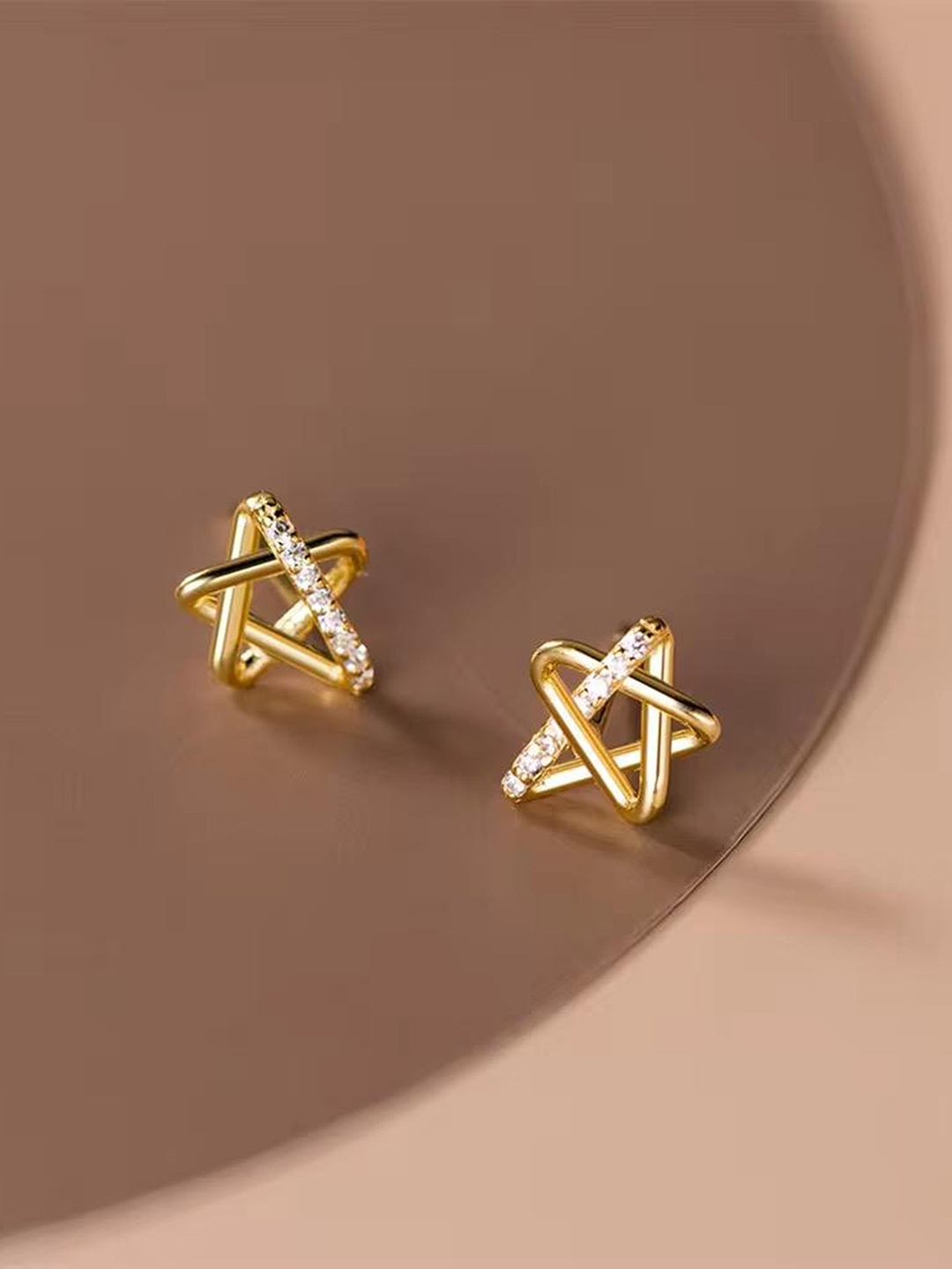 

TANLOOMS Korean Gold-Plated Artificial Stones Studded Star Shaped Studs