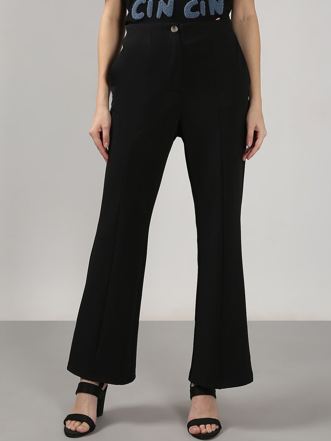 

Vero Moda Women Flared High-Rise Trousers, Black