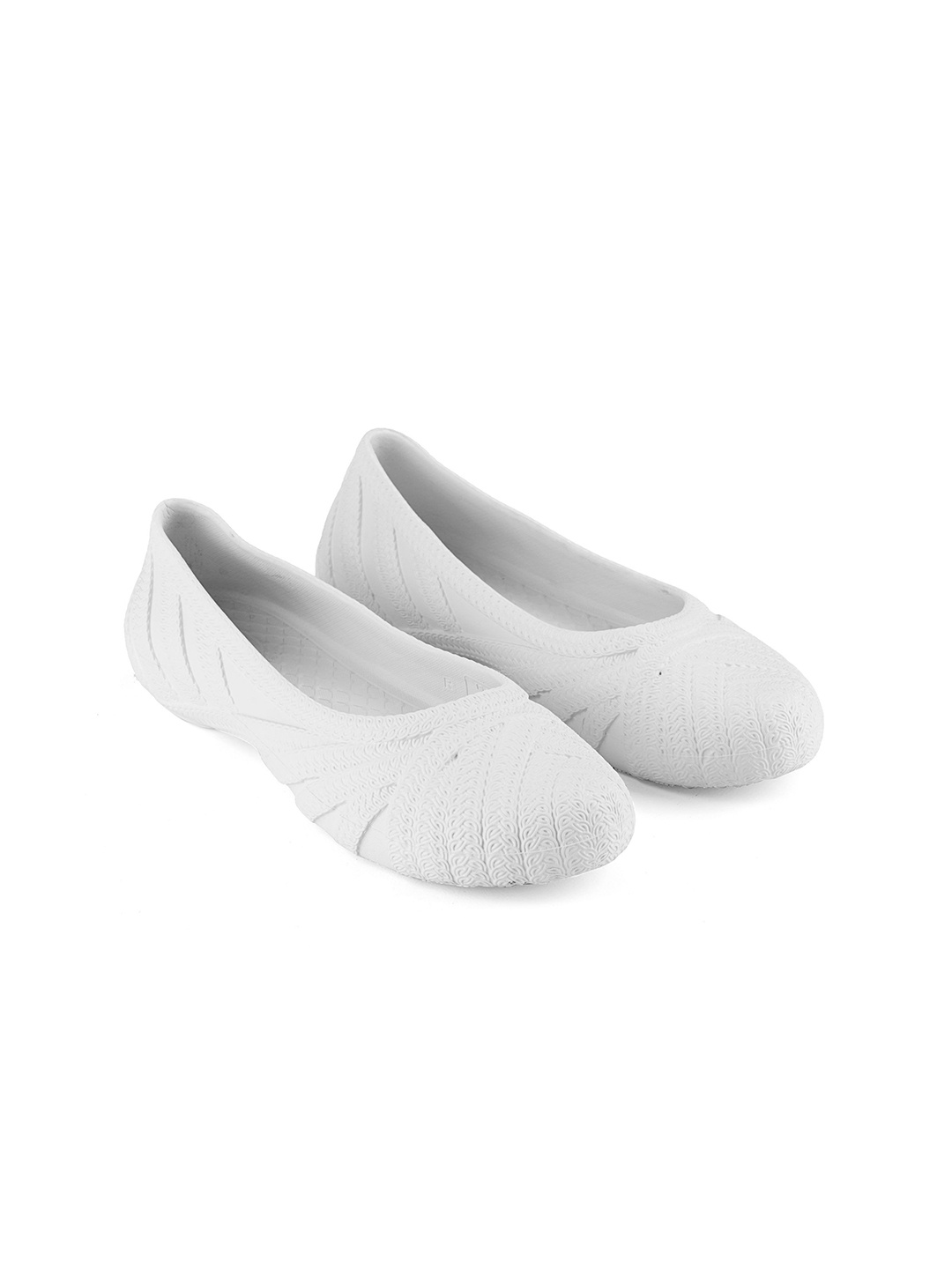 

Hoppa Women Ballerinas Flats, White