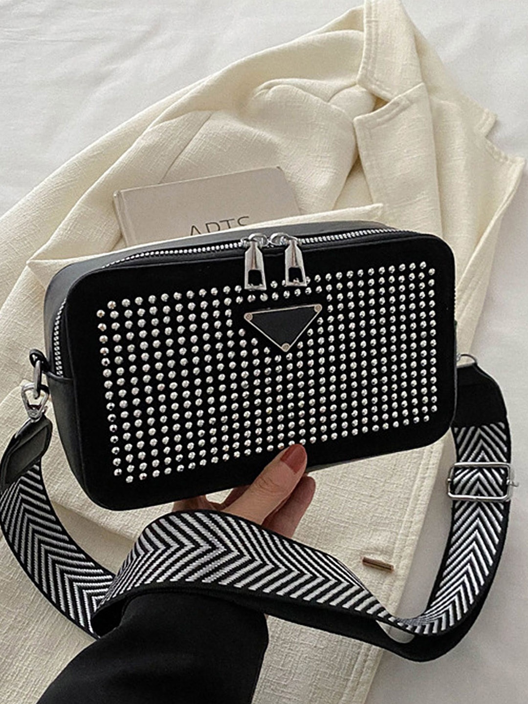

LULU & SKY Textured PU Structured Handheld Bag with Applique, Silver