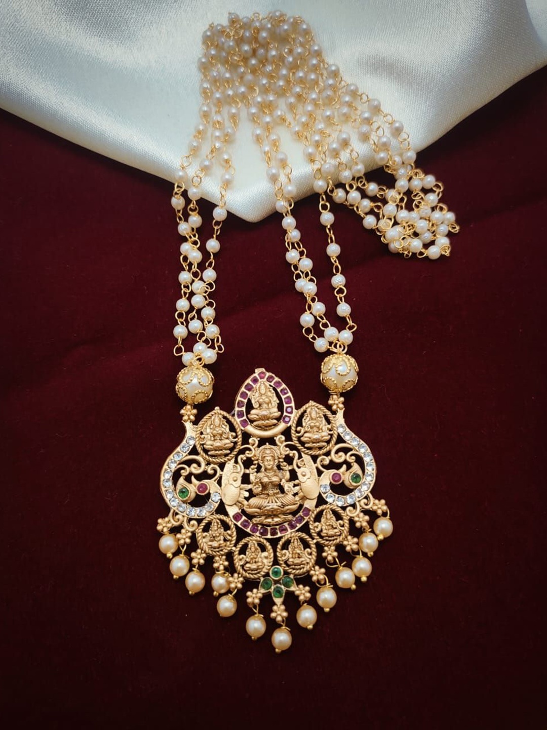 

Rujve Jewellery Gold-Plated Stone-Studded & Beaded Lakshmi Goddess Necklace
