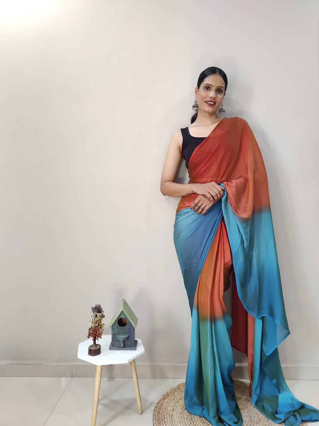 

DIVASTRI Ombre Poly Chiffon Ready to Wear Saree, Orange