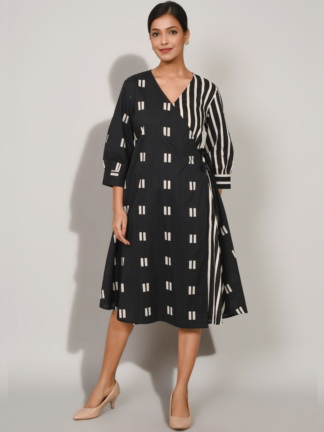 

Dora Dori Cotton Printed Monochrome Wrap Dress, Black