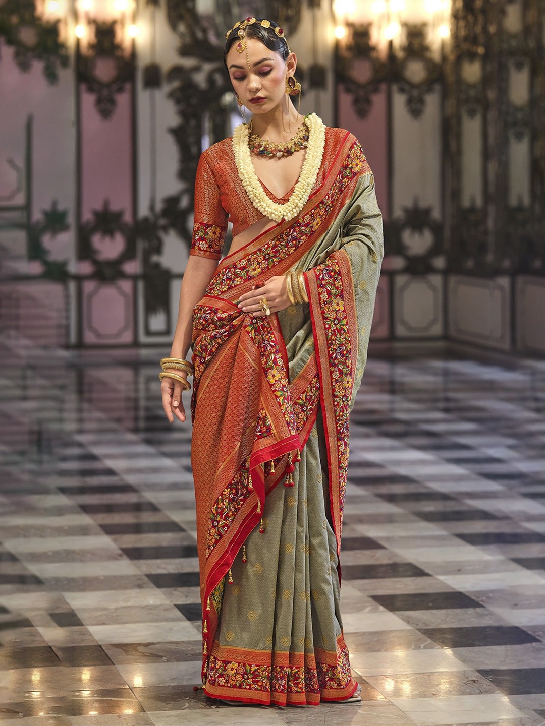

MAHALASA Woven Design Zari Pure Silk Kanjeevaram Saree, Grey