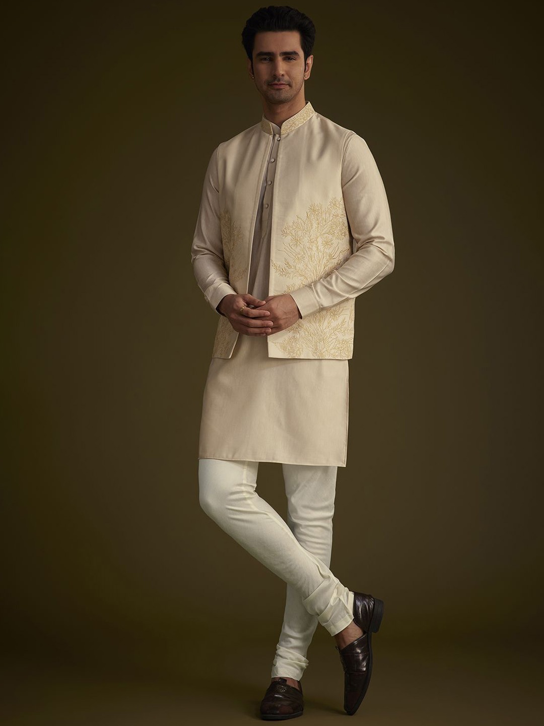 

KALKI Fashion Mandarin Collar Straight Kurta With Trousers & Nehru Jacket, Beige