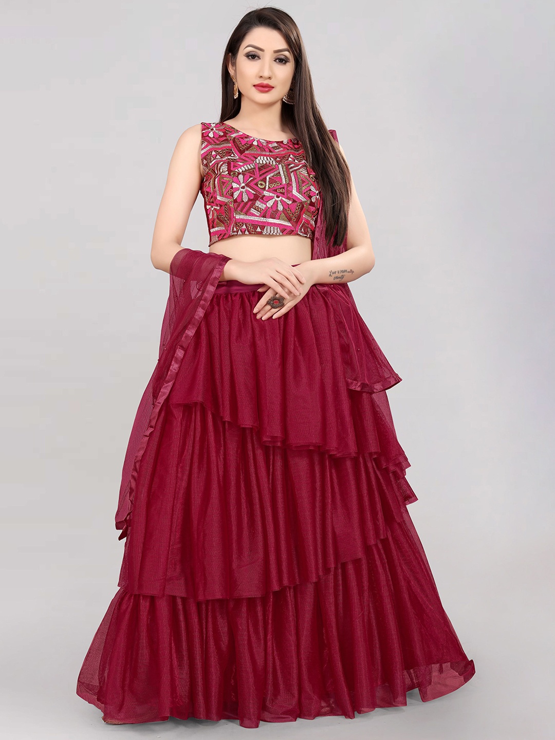 

DIVASTRI Floral Embroidered Thread Work Semi-Stitched Lehenga Choli With Dupatta, Maroon