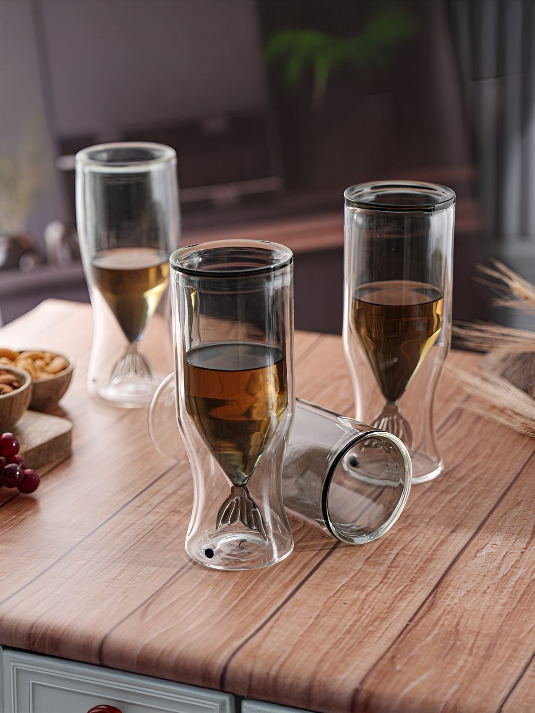 

Troveas Transparent 4 Piece Fish Fin Fusion Double Walled Beer Glasses- 350 ml Each