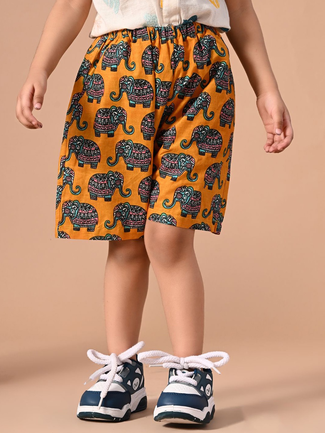 

MoMaa Boys Animal Printed Shorts, Mustard
