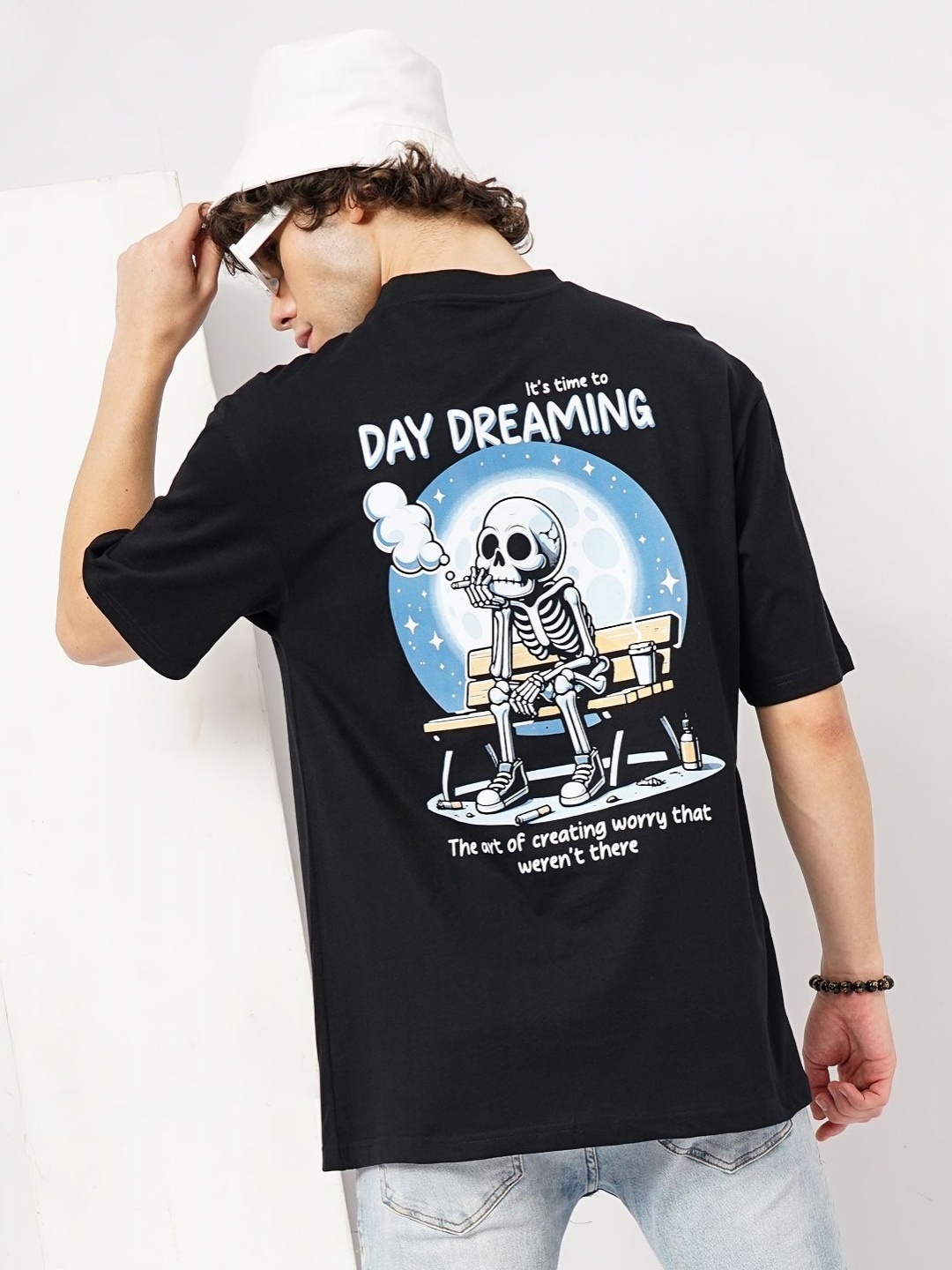 

Genoa Men Graphic Printed Round Neck Cotton T-shirt, Black