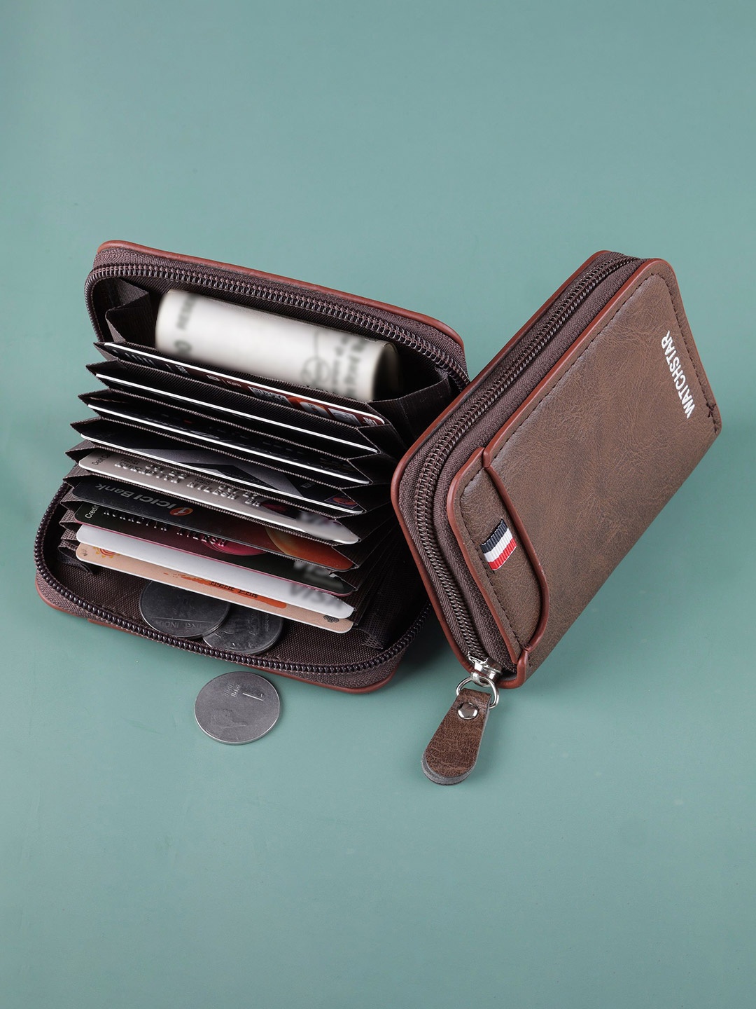 

WATCHSTAR Men Zip Detail Leather Card Holder, Brown