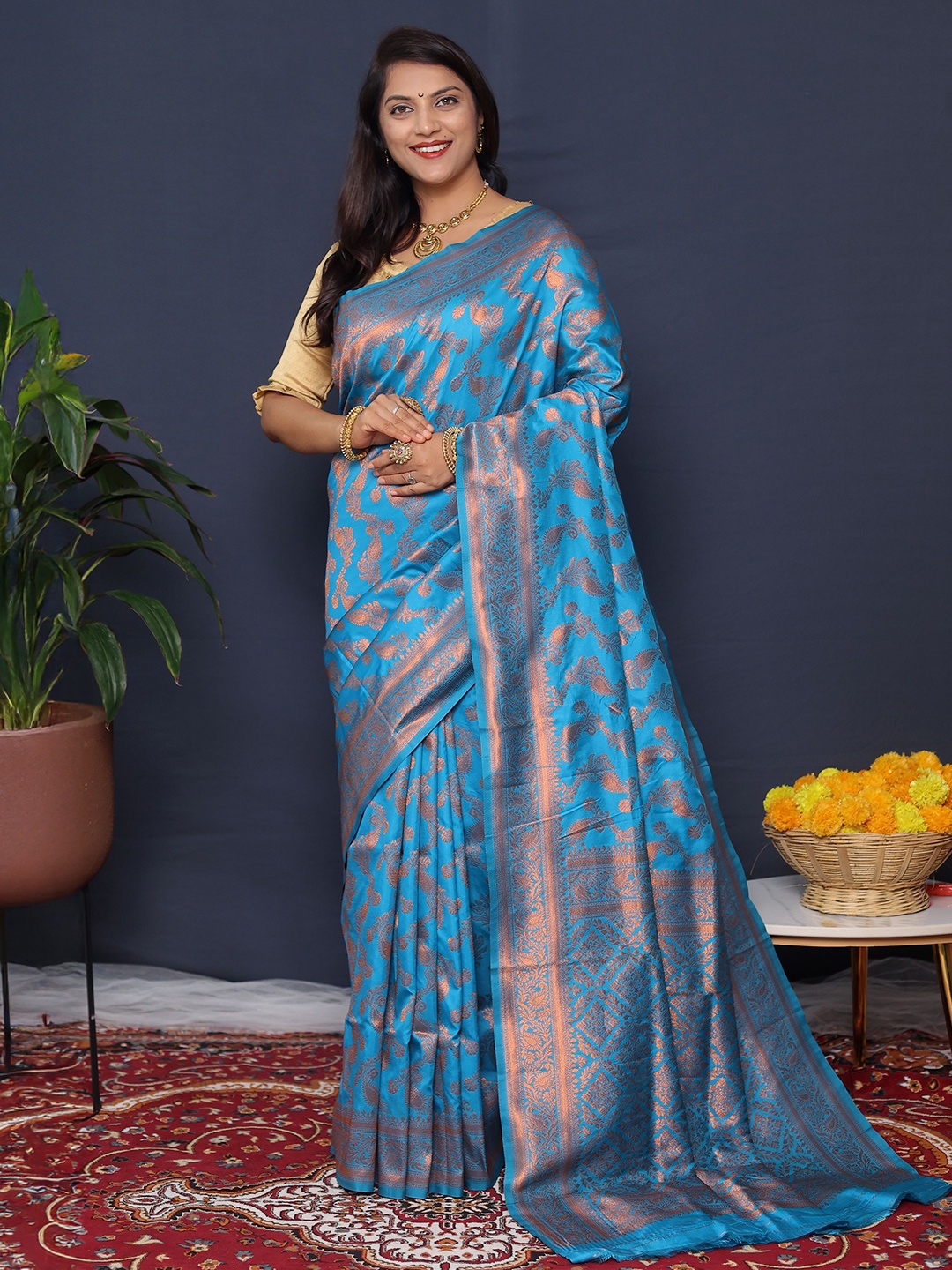 

Kandora Woven Design Zari Pure Silk Paithani Saree, Blue