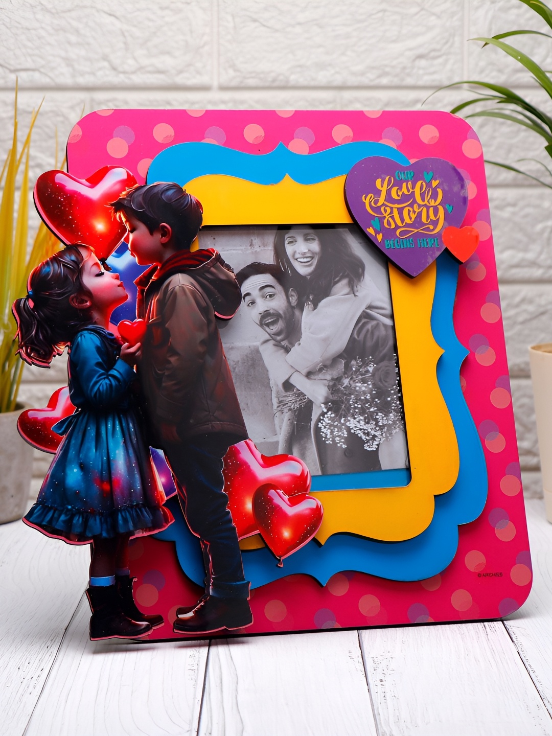 

Archies Blue & Red 1 Pieces Wood Table Photo Frames