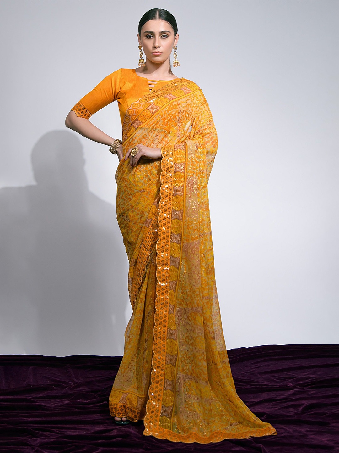 

DIVASTRI Floral Sequinned Poly Chiffon Saree, Yellow