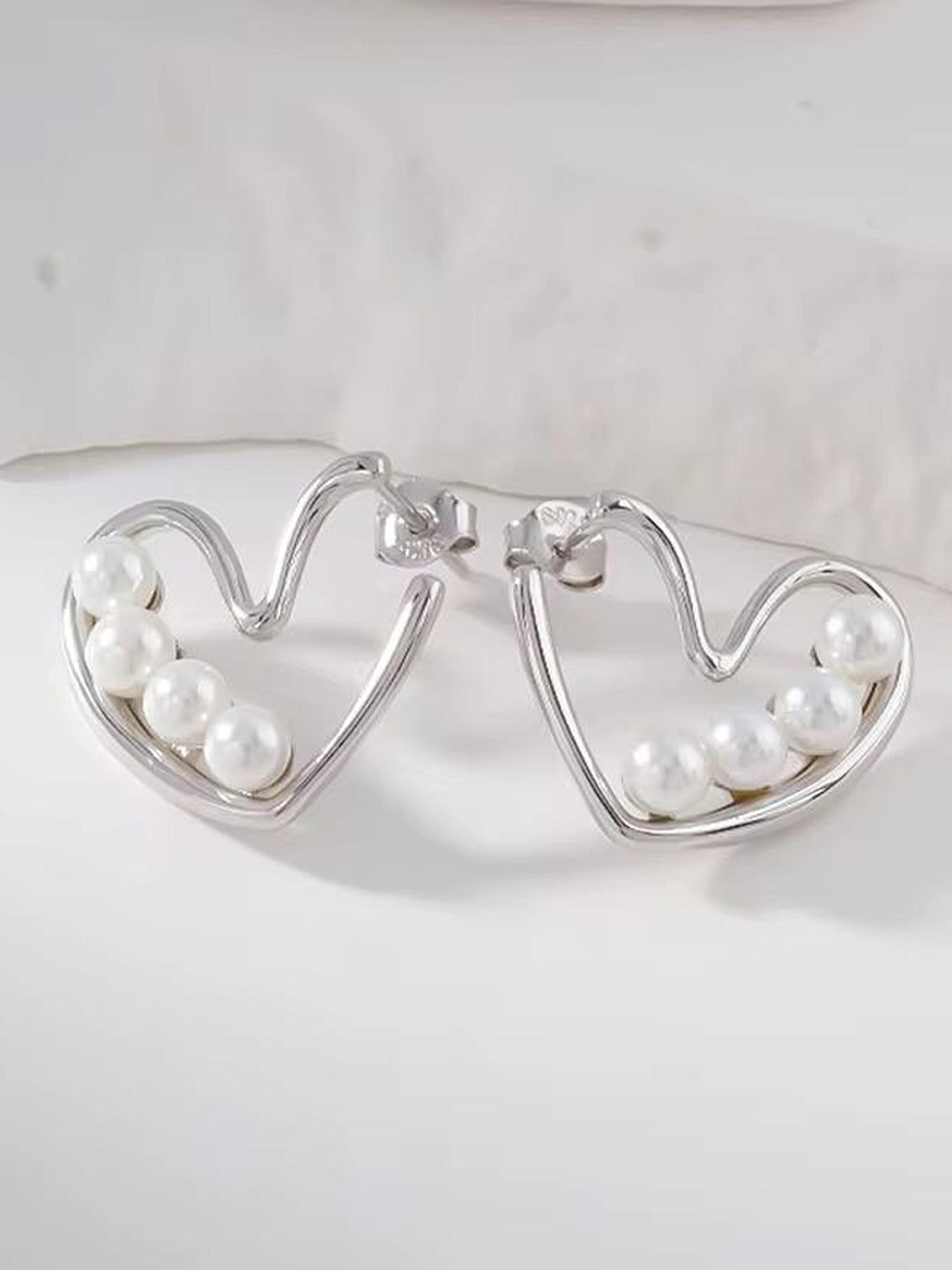 

TANLOOMS Korean Silver-Plated Pearls Studded Heart Shaped Drop Earrings