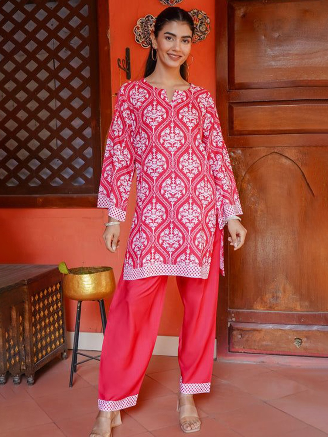 

HOUSE OF KARI Printkari Ethnic Motifs Printed Tunic with Trouser, Red