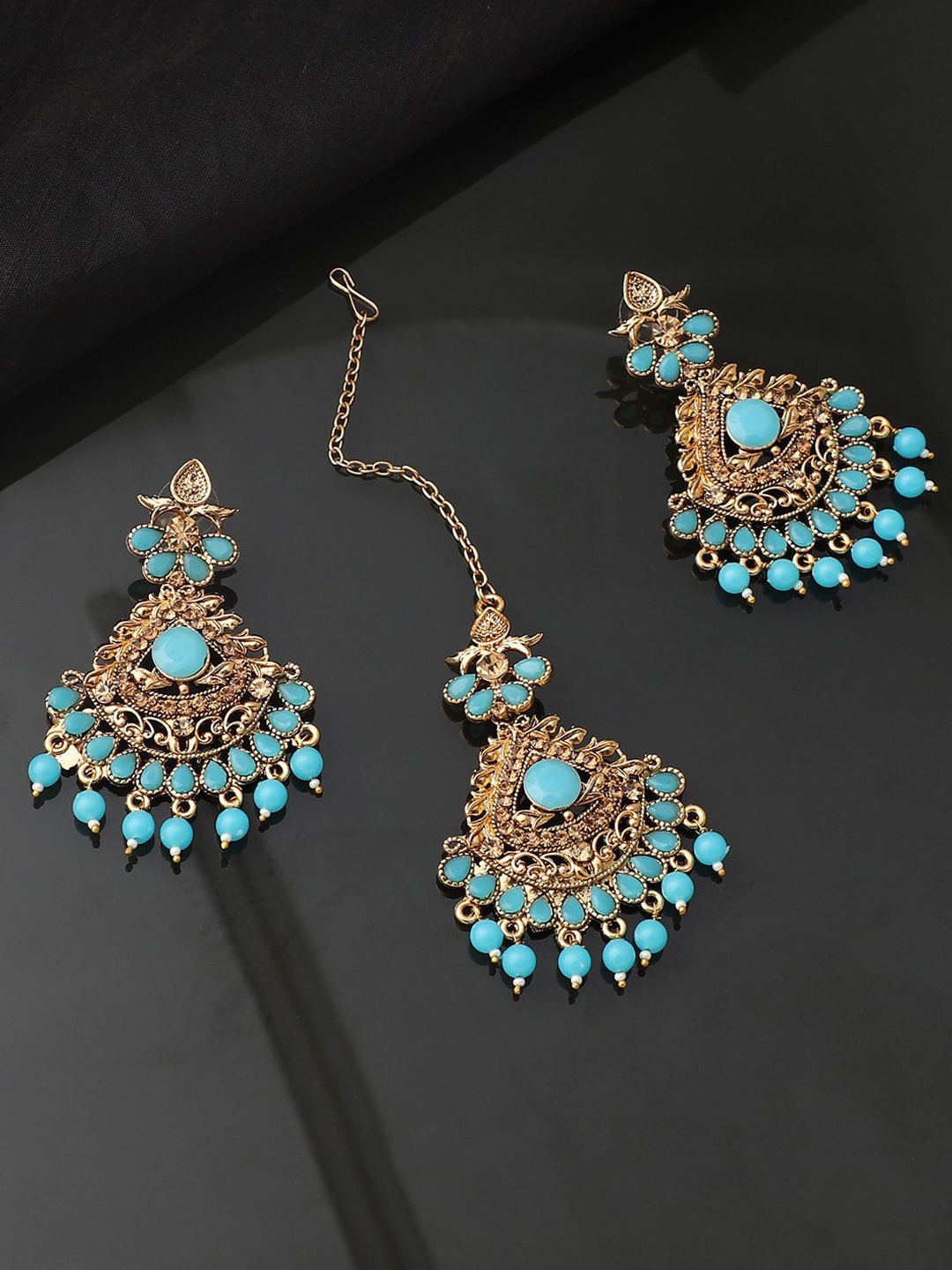 

Anouk Blue Gold Plated Kundan Stones Studded & Beaded Jewellery Set