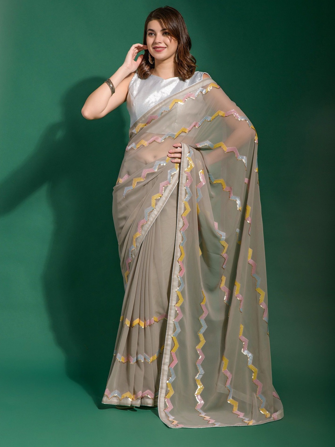 

DIVASTRI Striped Embroidered Poly Georgette Saree, Grey