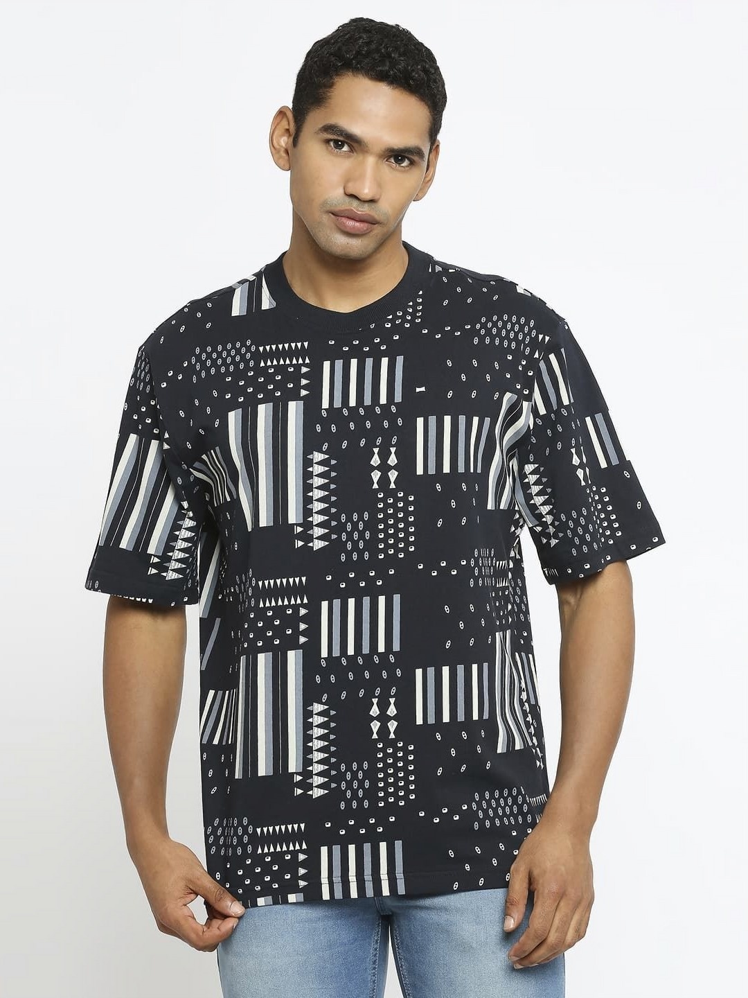 

Basics Men Geometric Printed Round Neck Cotton Relaxed Fit T-shirt, Black