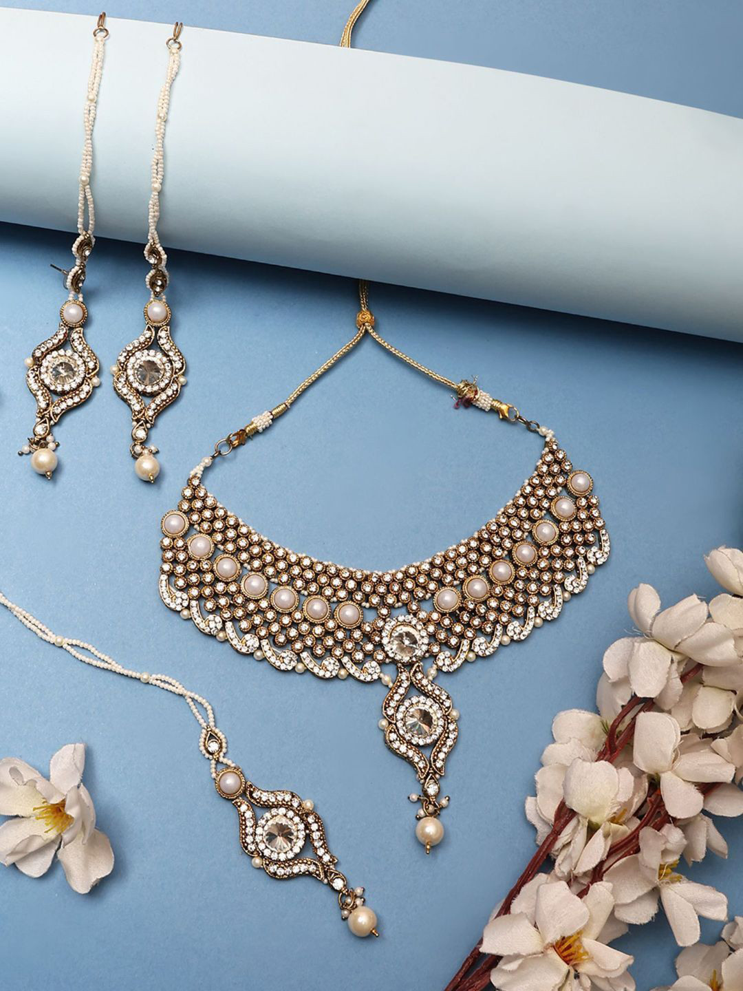 

Anouk Gold-Plated Artificial Stone Studded & Beaded Necklace And Earrings & Maang Tika