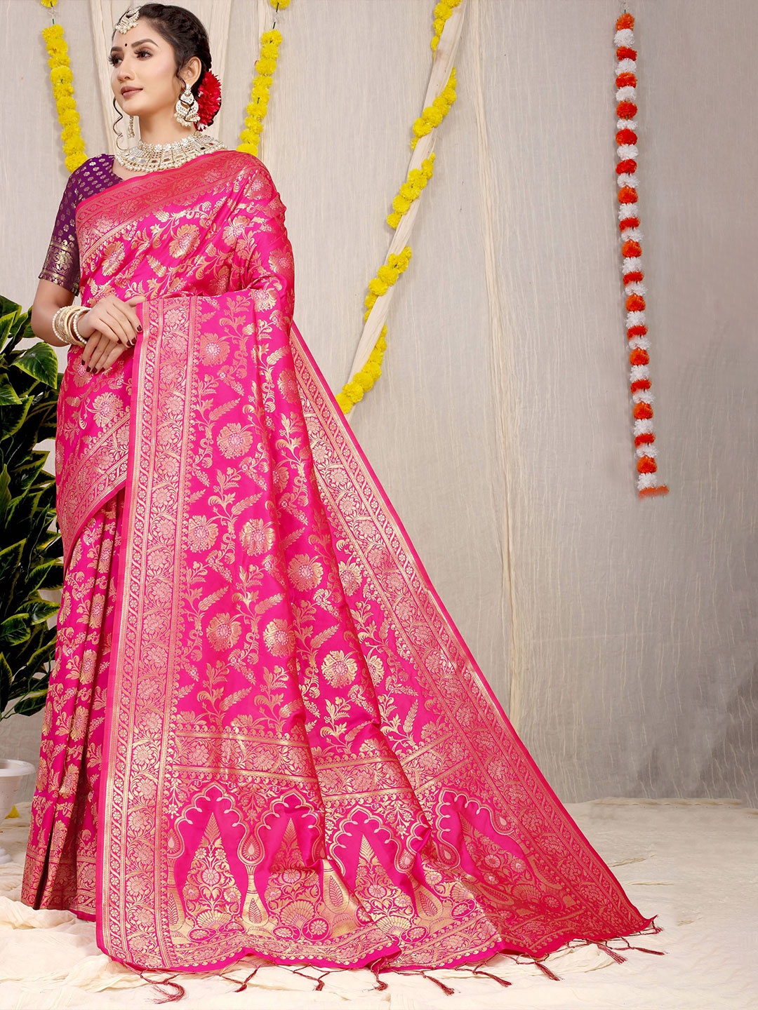 

Kandora Ethnic Motifs Zari Pure Silk Paithani Saree, Pink