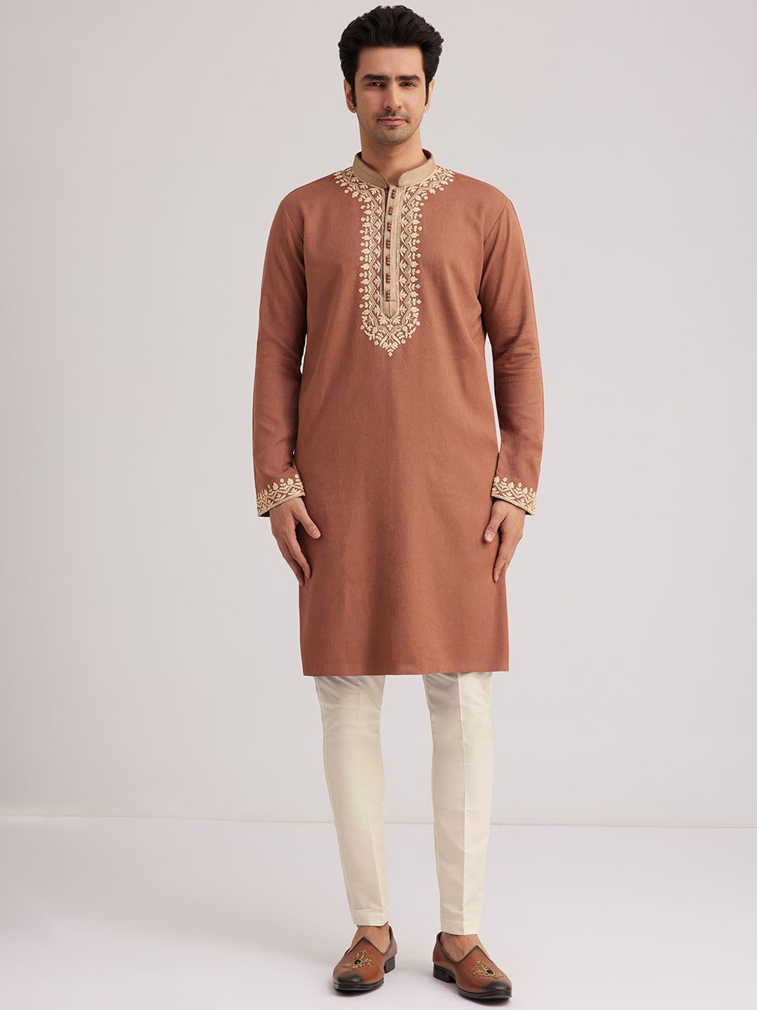 

KALKI Fashion Floral Embroidered Mandarin Collar Kurta With Trousers, Brown