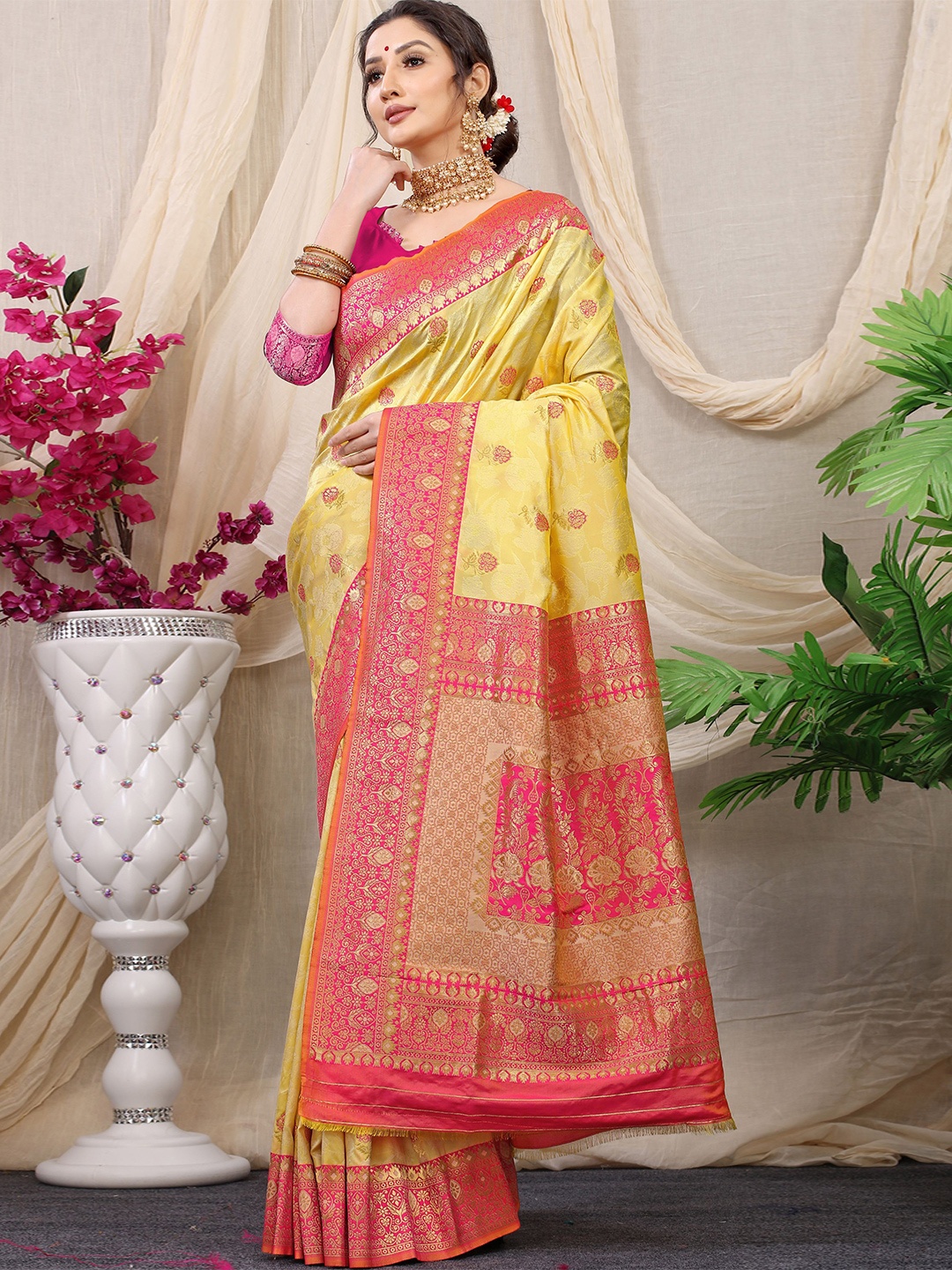 

Kandora Woven Design Pure Silk Paithani Saree, Mustard