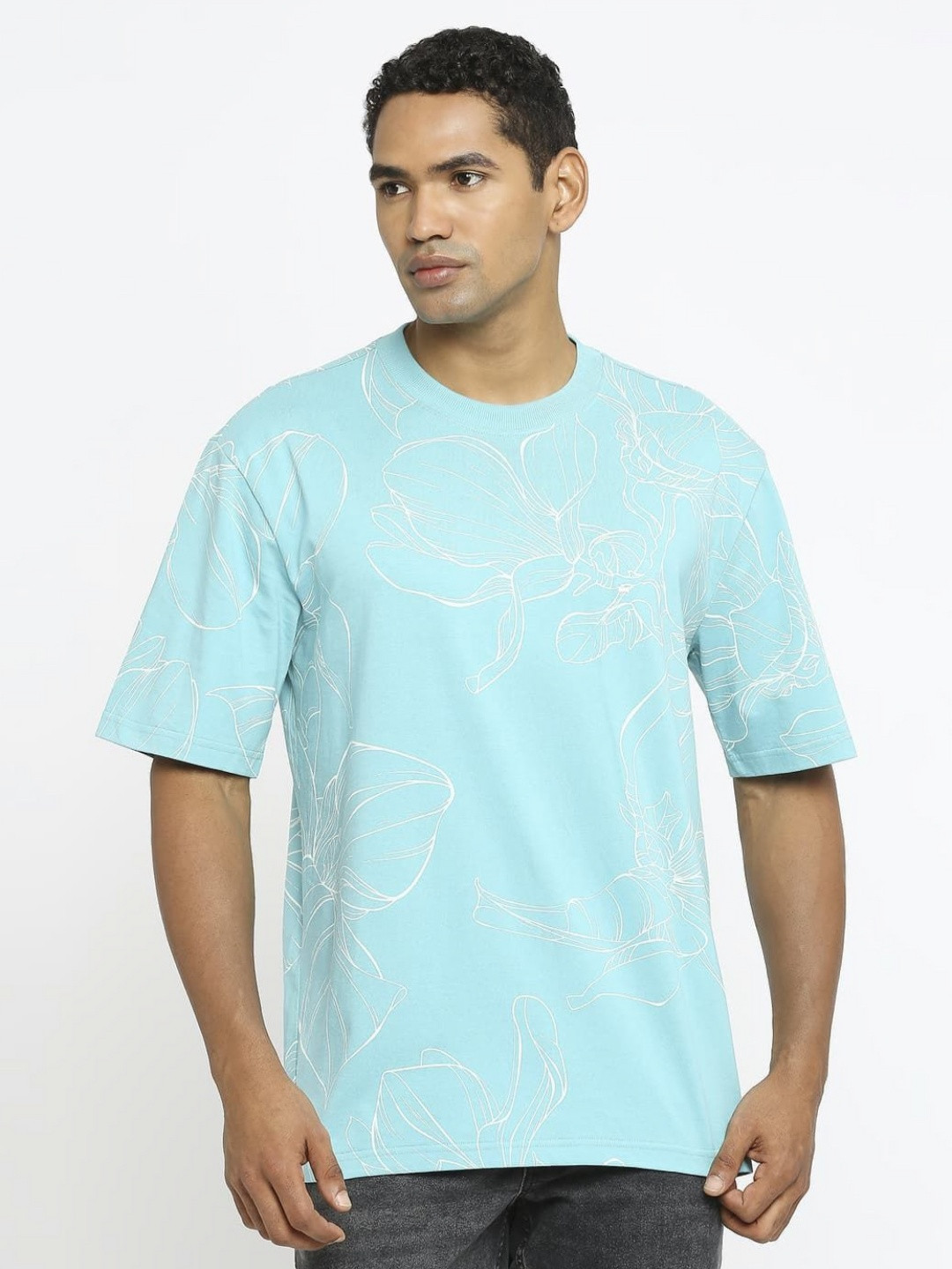 

Basics Men Floral Printed Round Neck Cotton Relaxed Fit T-shirt, Blue