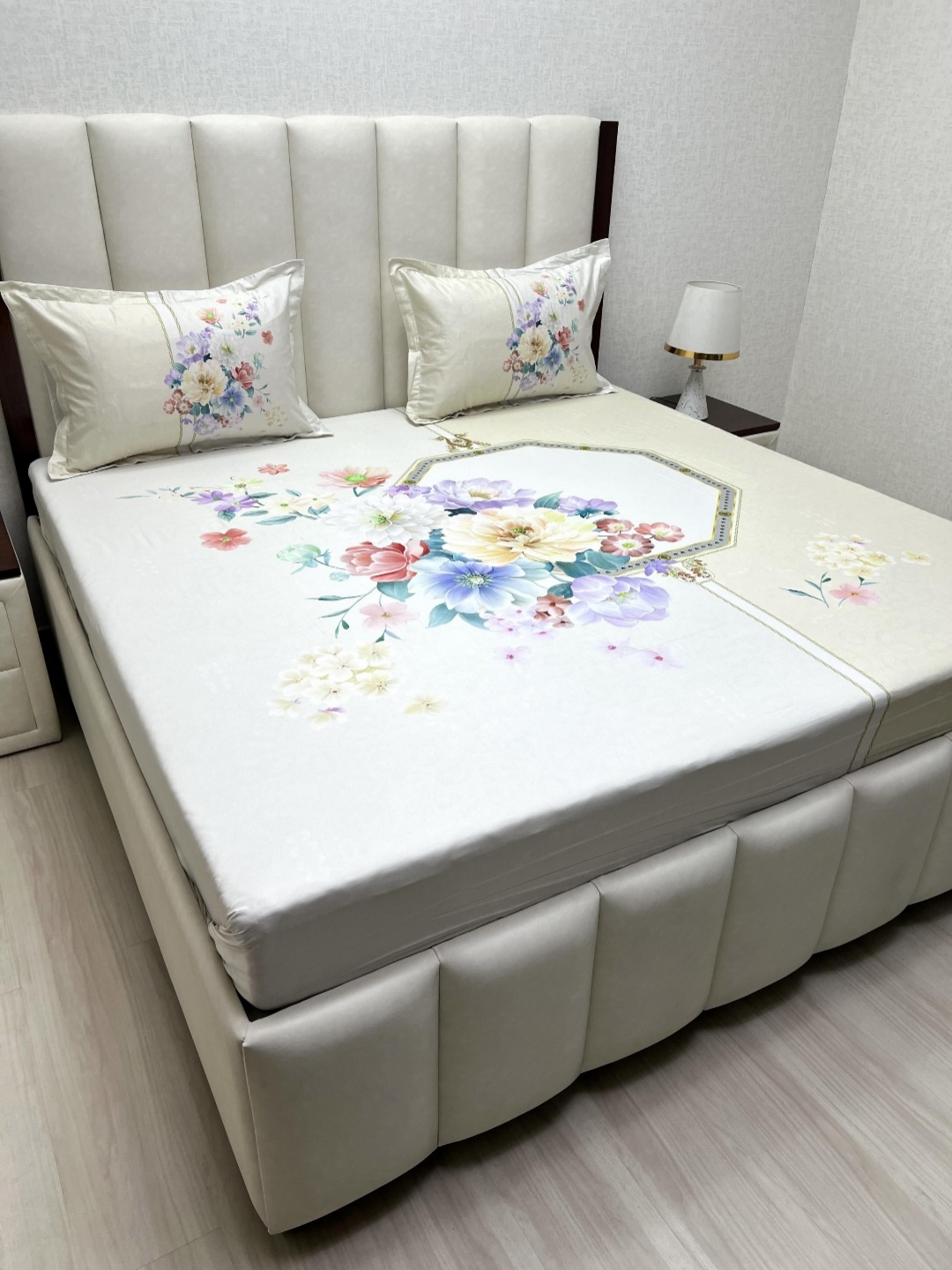 

Pure Decor Majestic Beige Floral Printed 240TC Pure Cotton King Bedsheet Set 2.74m X 2.74m