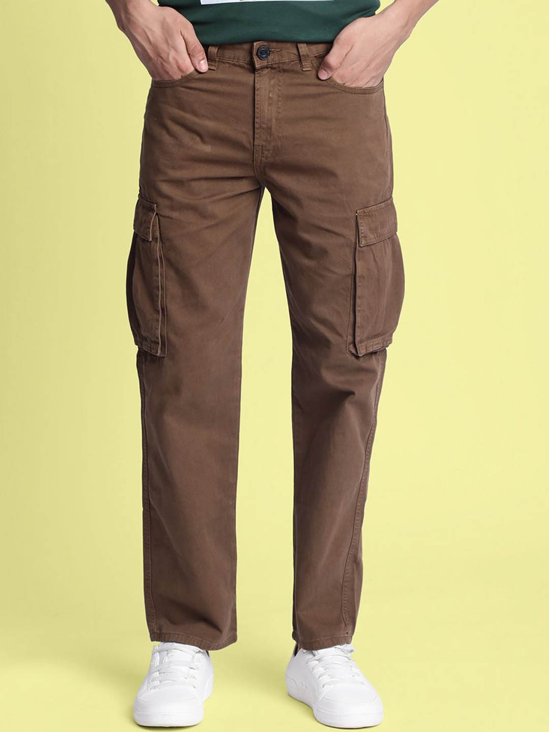 

Bene Kleed Men Cargos Trousers, Brown