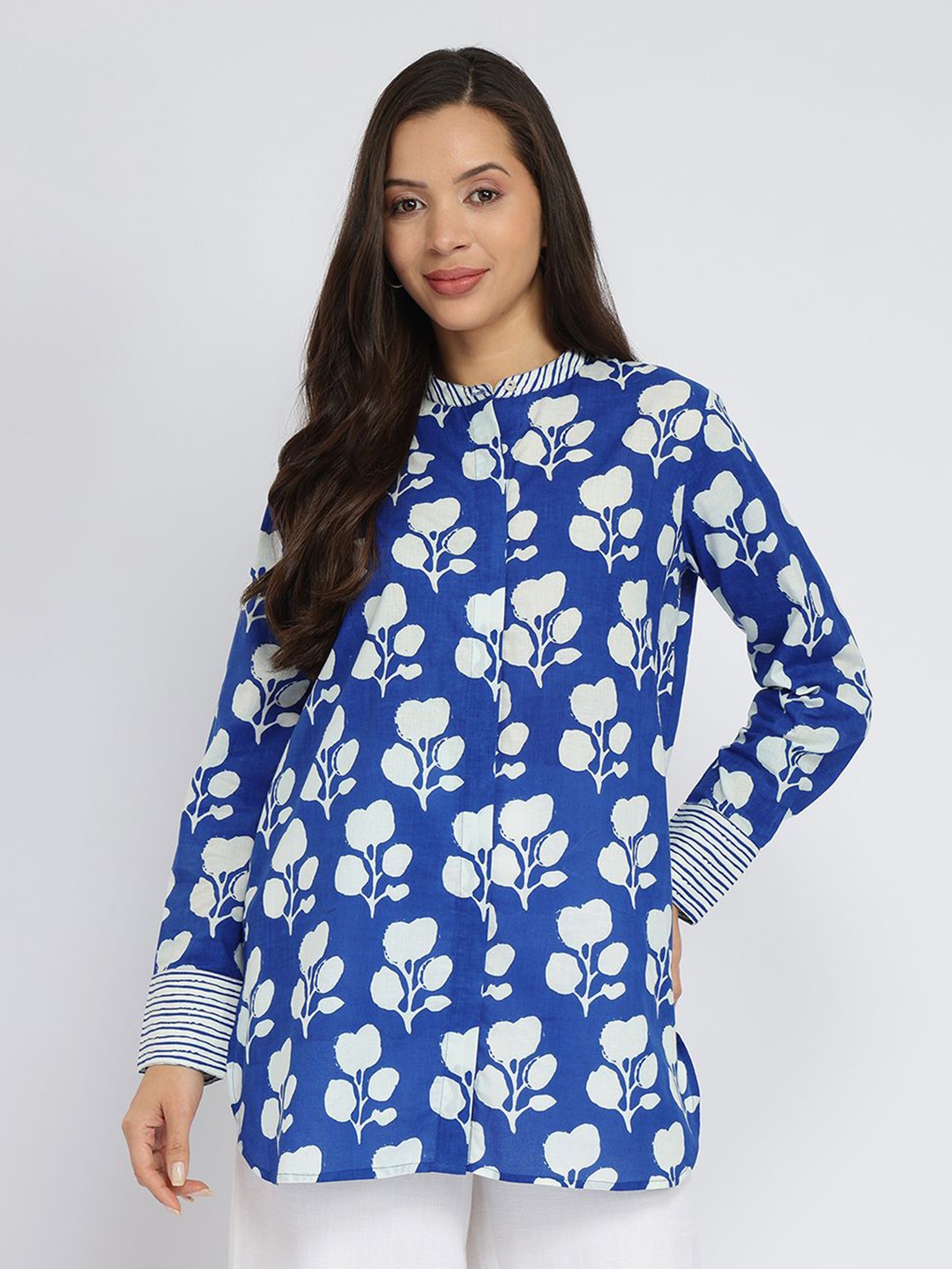 

Pink Fort Cotton Floral & Striped Top - Blue & White