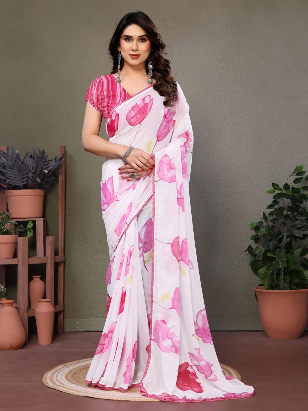 

SILKWEAR Floral Pure Georgette Block Print Saree, Pink