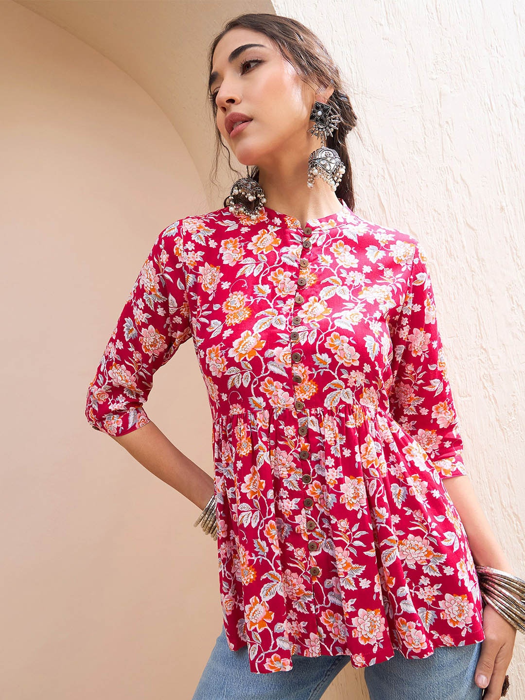 

Shae by SASSAFRAS Floral Printed Pleated Kurti, Red