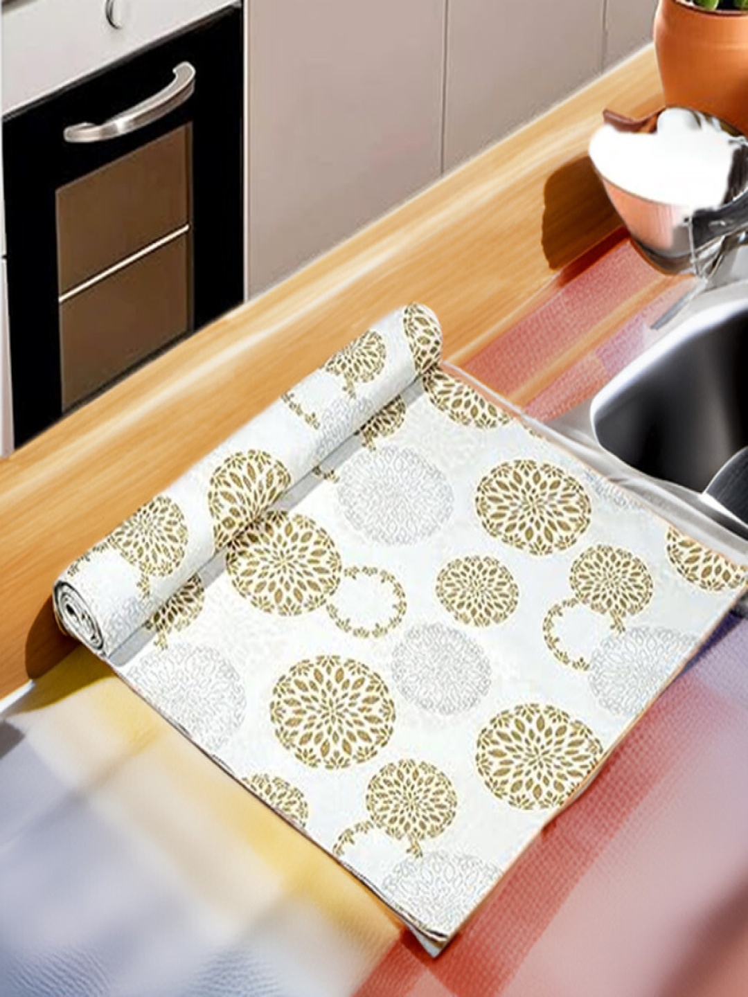 

REVEXO White Set of 1 Water Resistant Shelf Liner Organisers