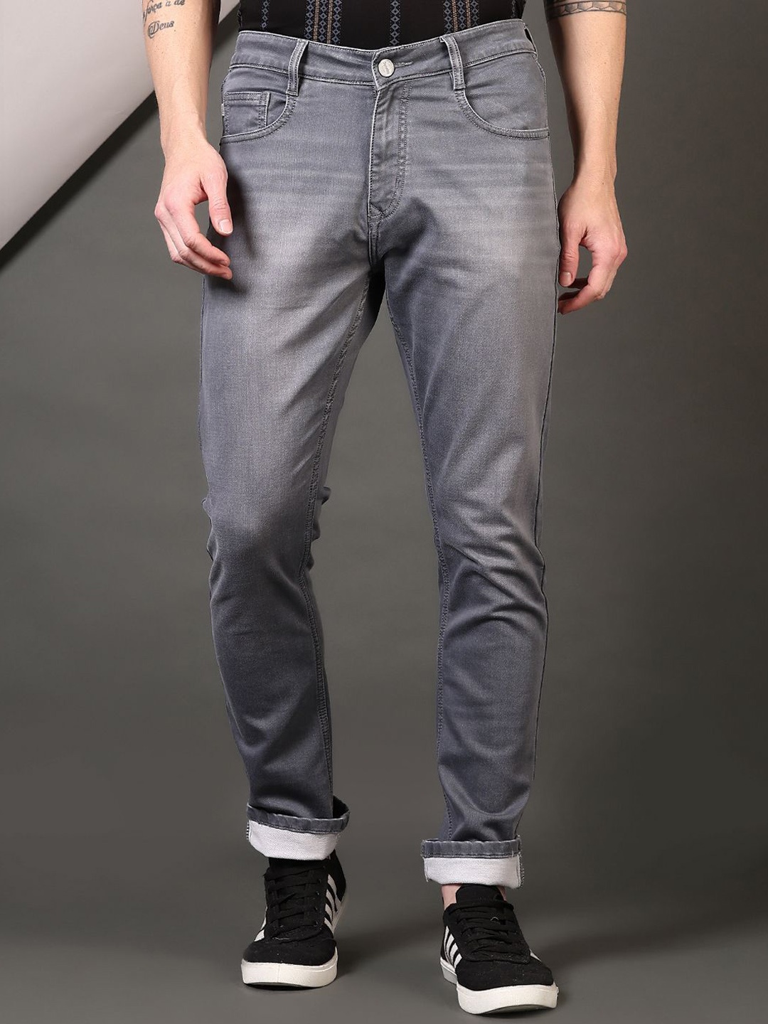 

V-Mart Men Denim Slim Fit Light Fade Jeans, Grey