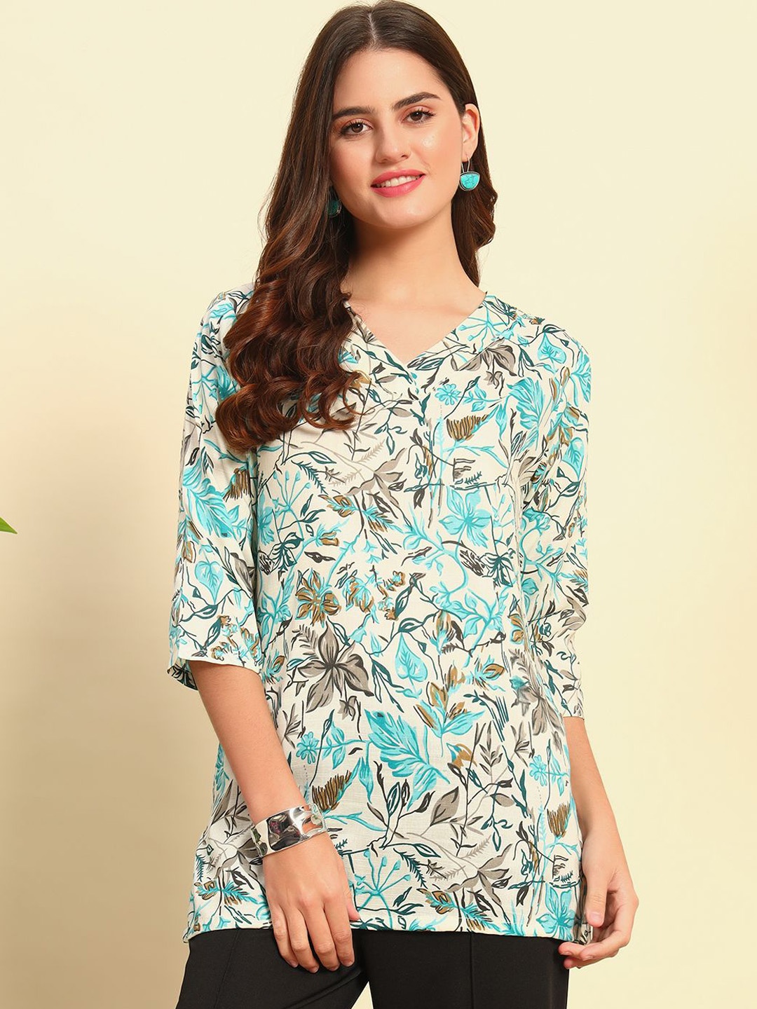 

DIZON Floral Printed V-Neck Straight Top With Trouser, White