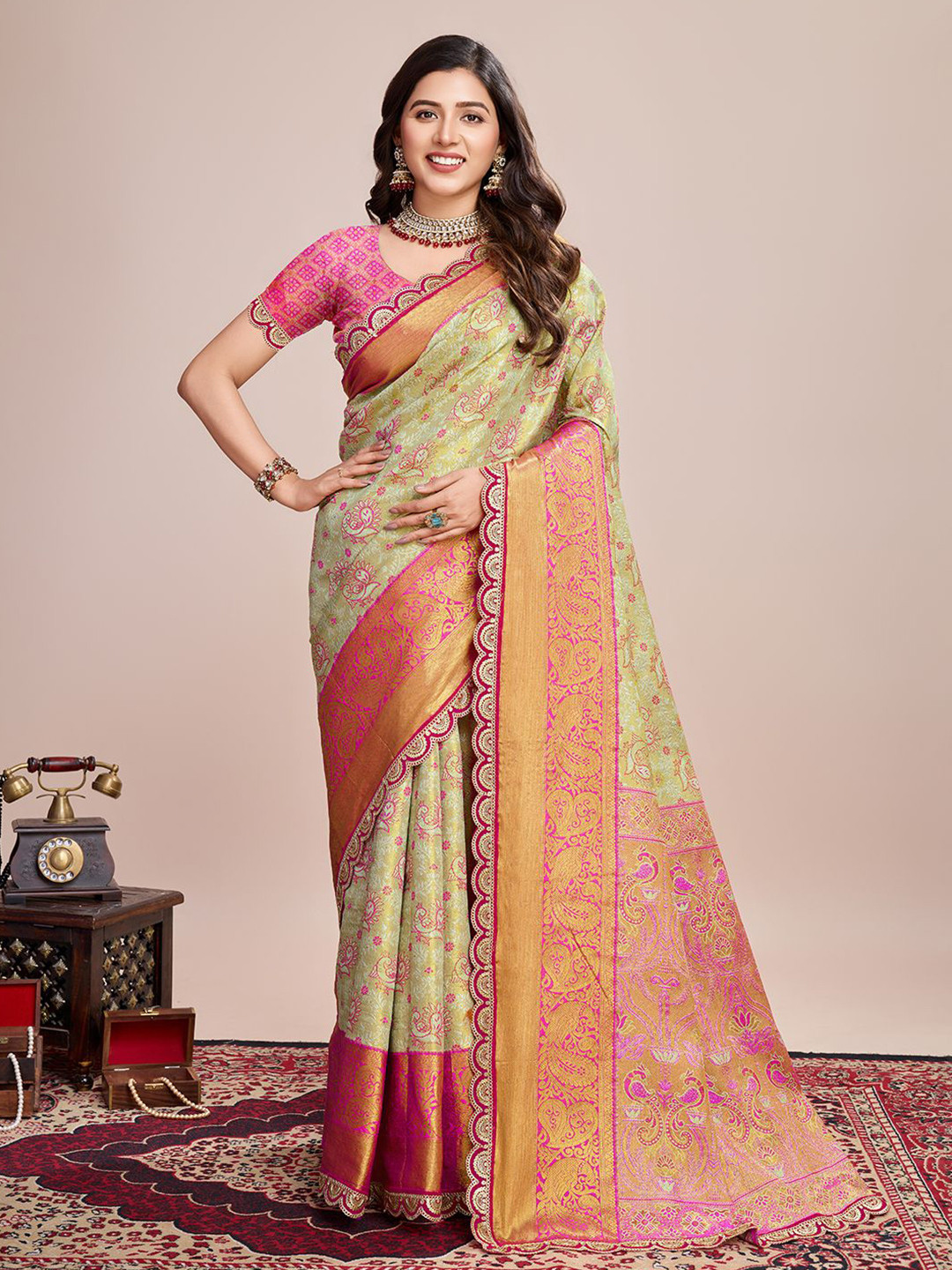 

Iris Woven Design Zari Pure Silk Banarasi Saree, Green