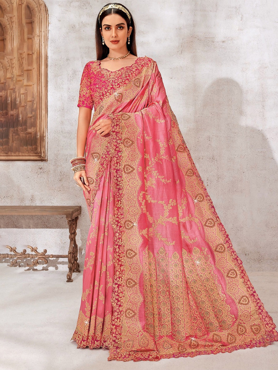 

MAHALASA Ethnic Motifs Embroidered Pure Silk Handloom Saree, Peach