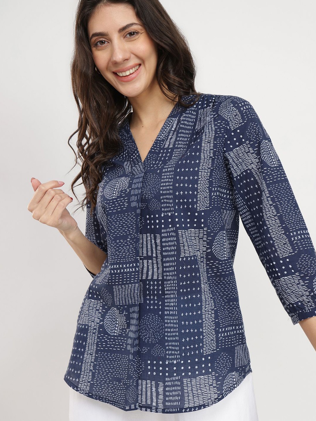 

Pink Fort Women Cotton Geometric Printed Top, Navy blue