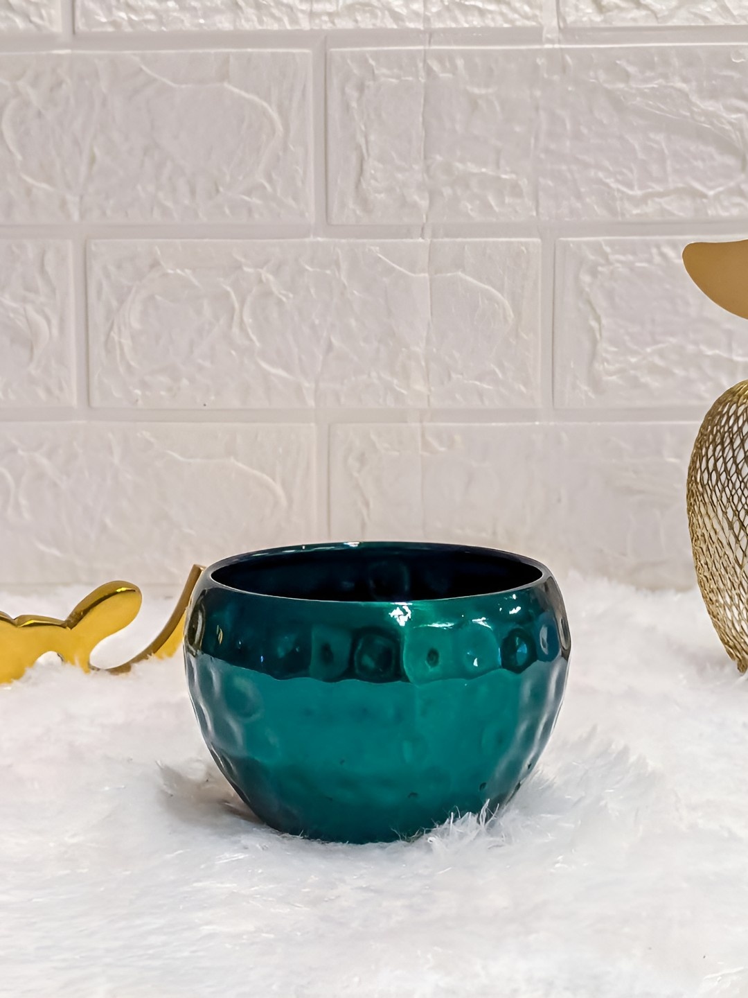 

Floral Boutique Green Textured Planter