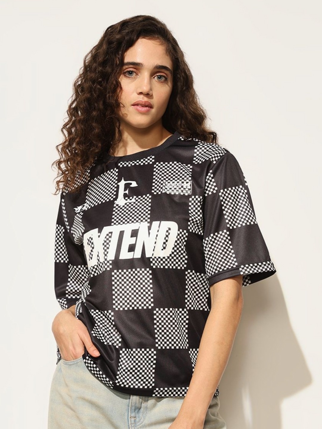 

ONLY Women Checked Round Neck Oversized T-shirt, Black
